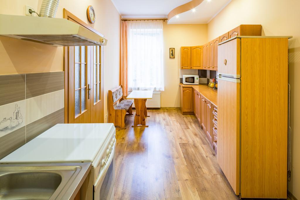 Rynok Square 5 Зі Світлом! Apartment Lviv Exterior photo